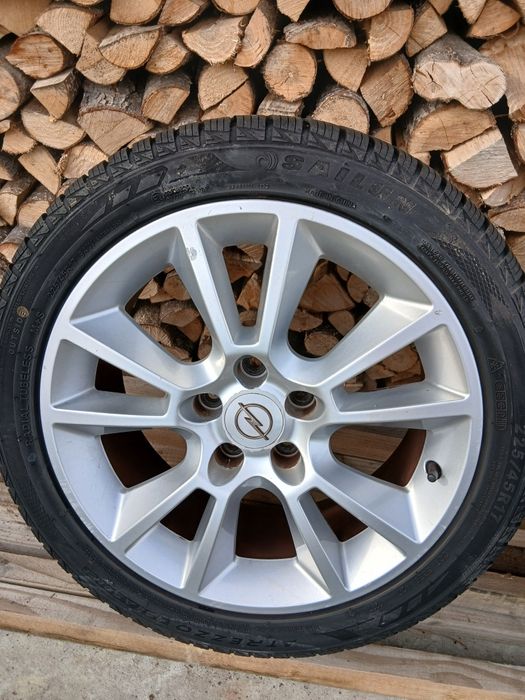 Диски литі R17 Opel Zafira B