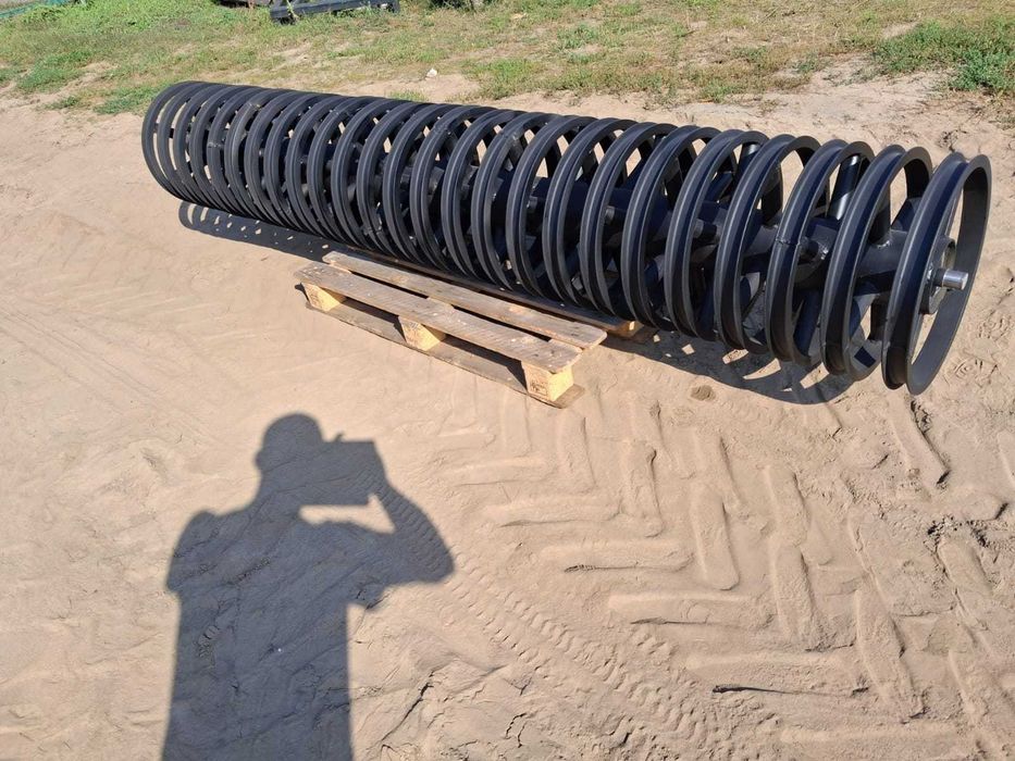 Wałek wał rurowy strunowy daszkowy ceownikowy na wymiar osi ramy