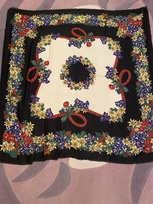 Хустка різнокольорова 120-120