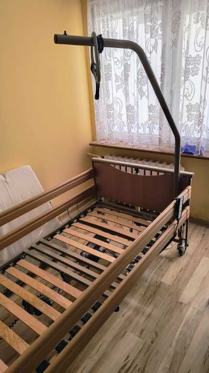 Łóżko rehabilitacyjne Vermeiren Luna Basic 2