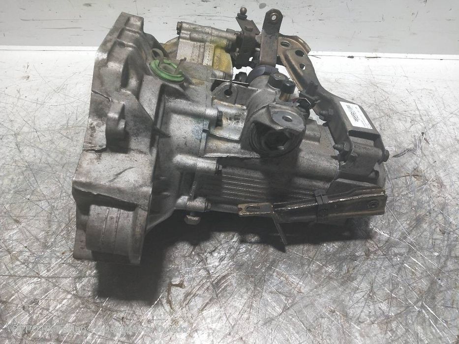 CAIXA VELOCIDADES VOLKSWAGEN VENTO 1991