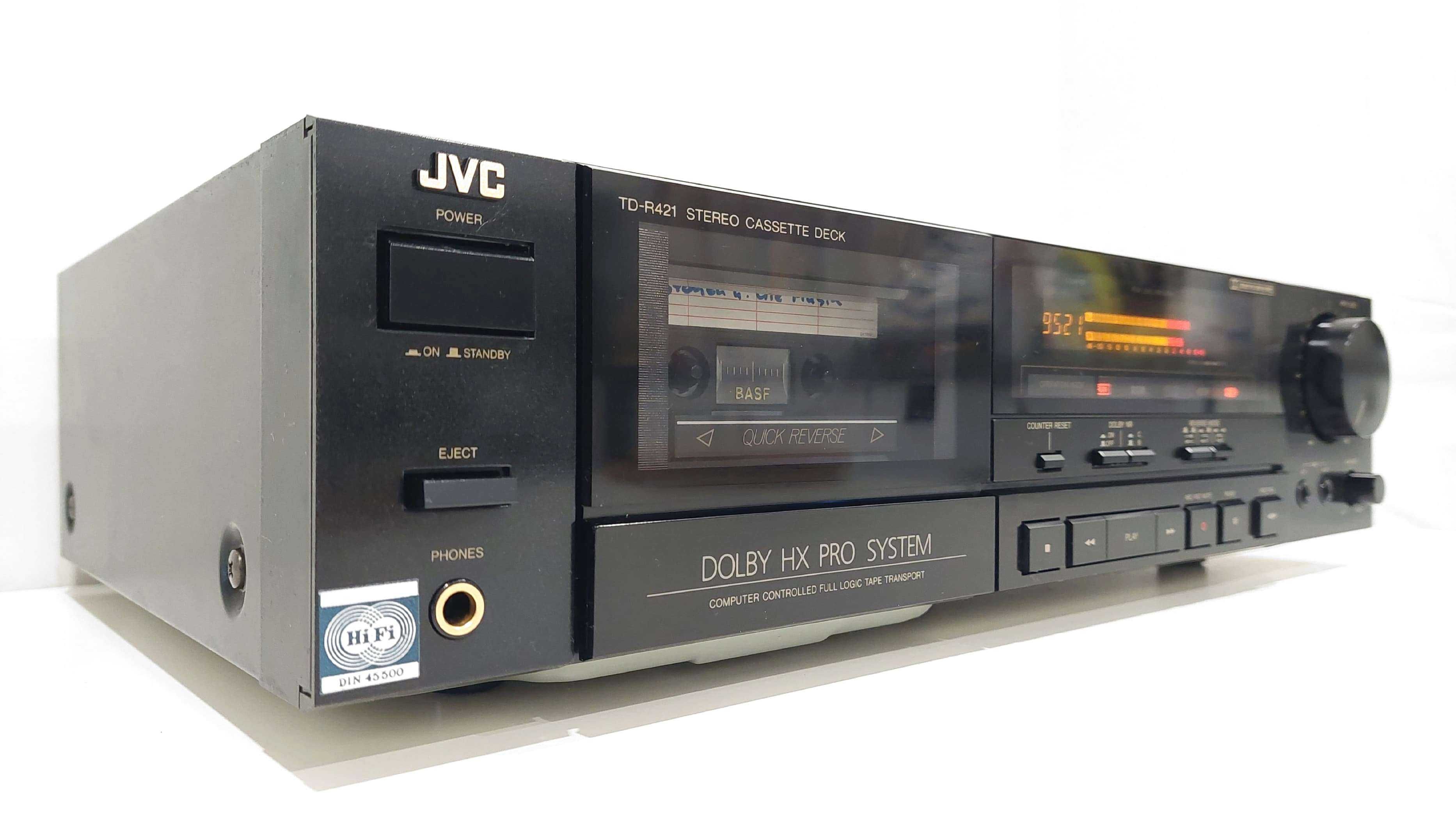 Leitor de cassetes JVC c/"Dolby HX PRO" e tecnologia "Auto-Reverse"*