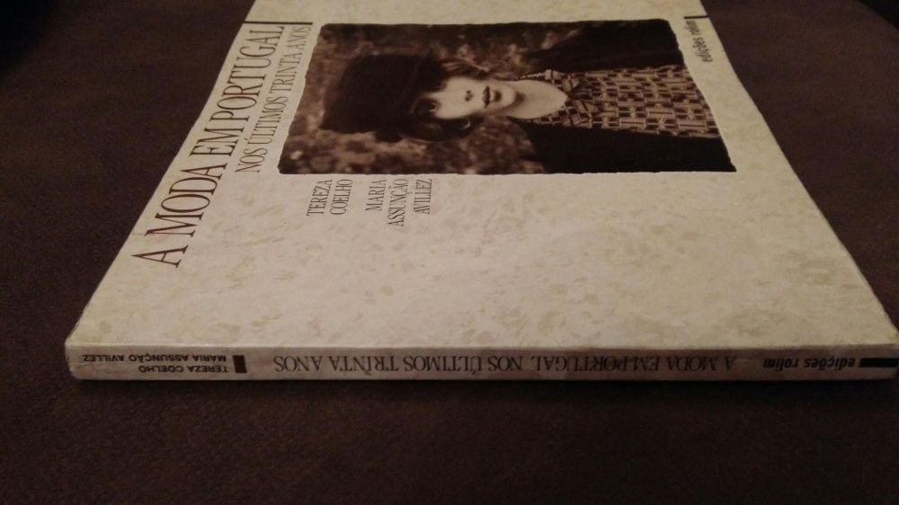 Livro A moda em Portugal nos últimos trinta anos