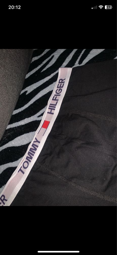 Meskię bokserki firmy „Tommy Hilfiger”