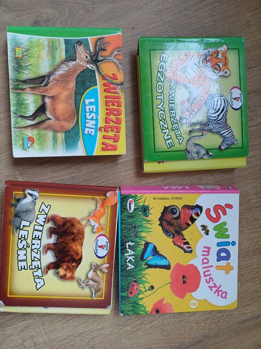 zestaw 4 książeczek rozkładanych Montessori