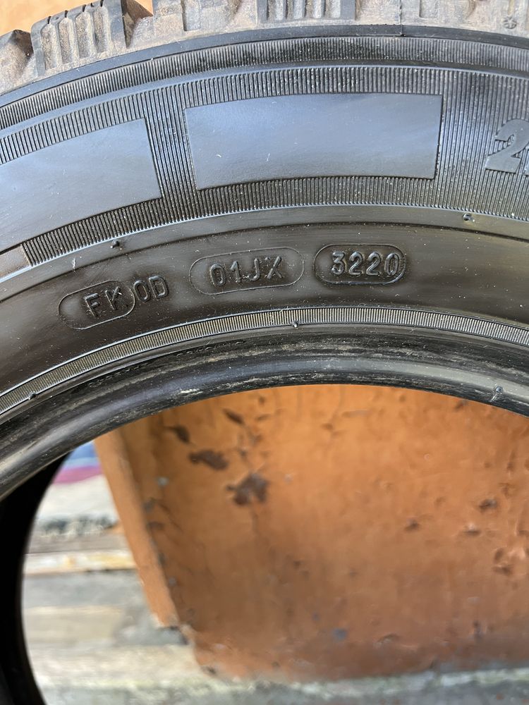 Michelin agilis alpin 215/65/16C