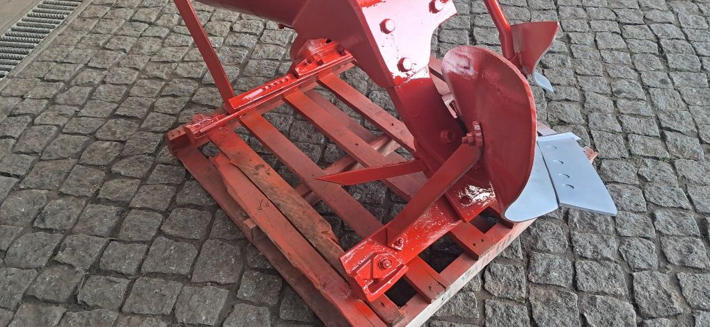 Charrua de 16 polegadas