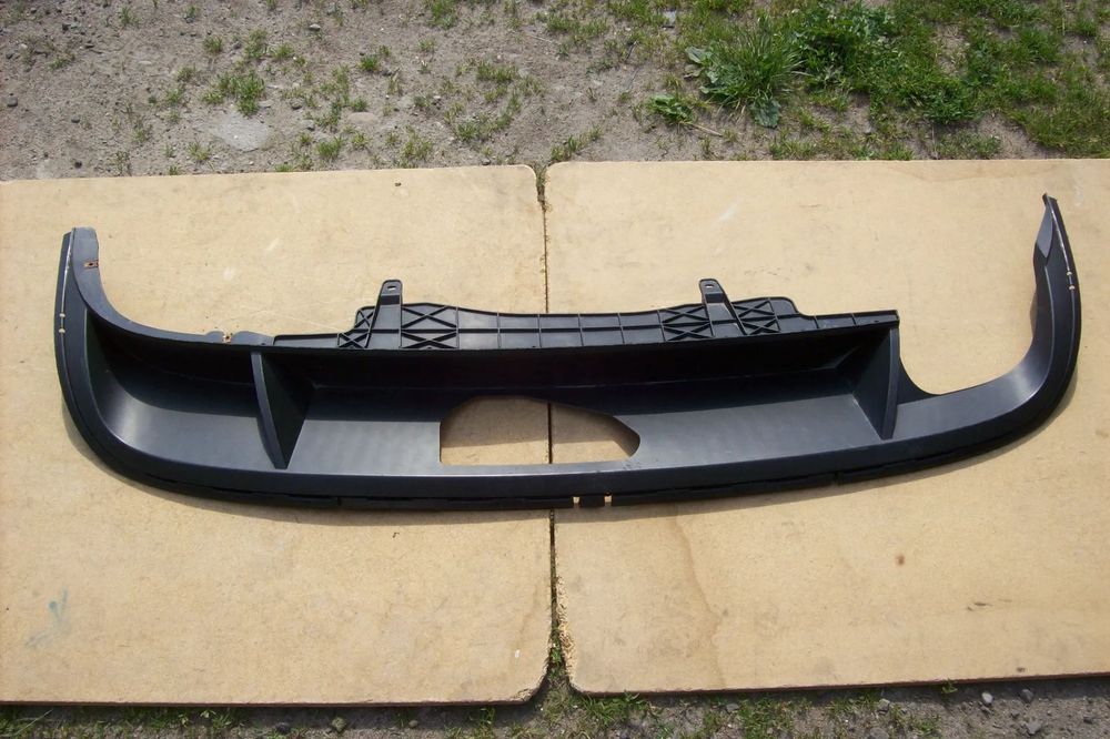 SPOILER ZDERZAKA TYLNEGO VW PASSAT B7 KOMBI