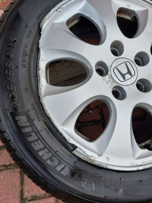 Felgi 16, Honda. Z oponami 205/55/R16 Michelin crossclimate 2016