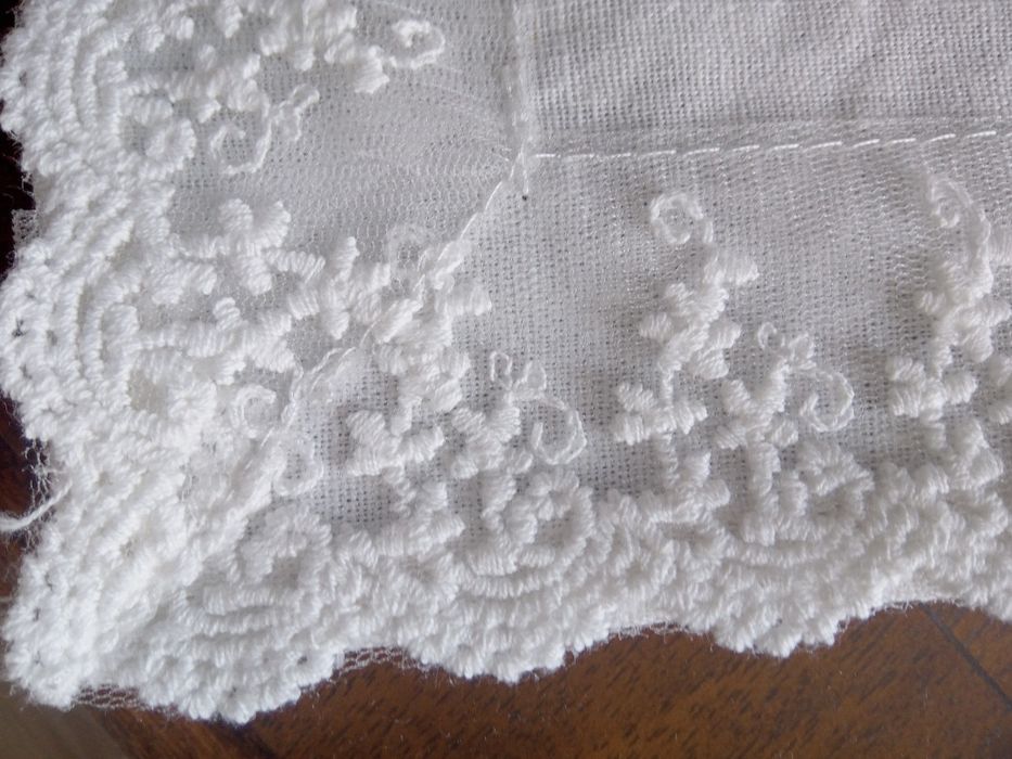 Obrusy biały lub grafitowy