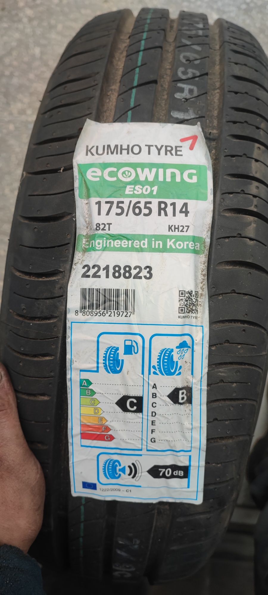 Nowa opona 175/65r14 kumho Tyre ecowing es01