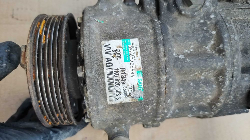 Kompresor Sprezarka klimatyzacji VW GOLF V AUDI A3 1.6 B 1.9 TDI 803S