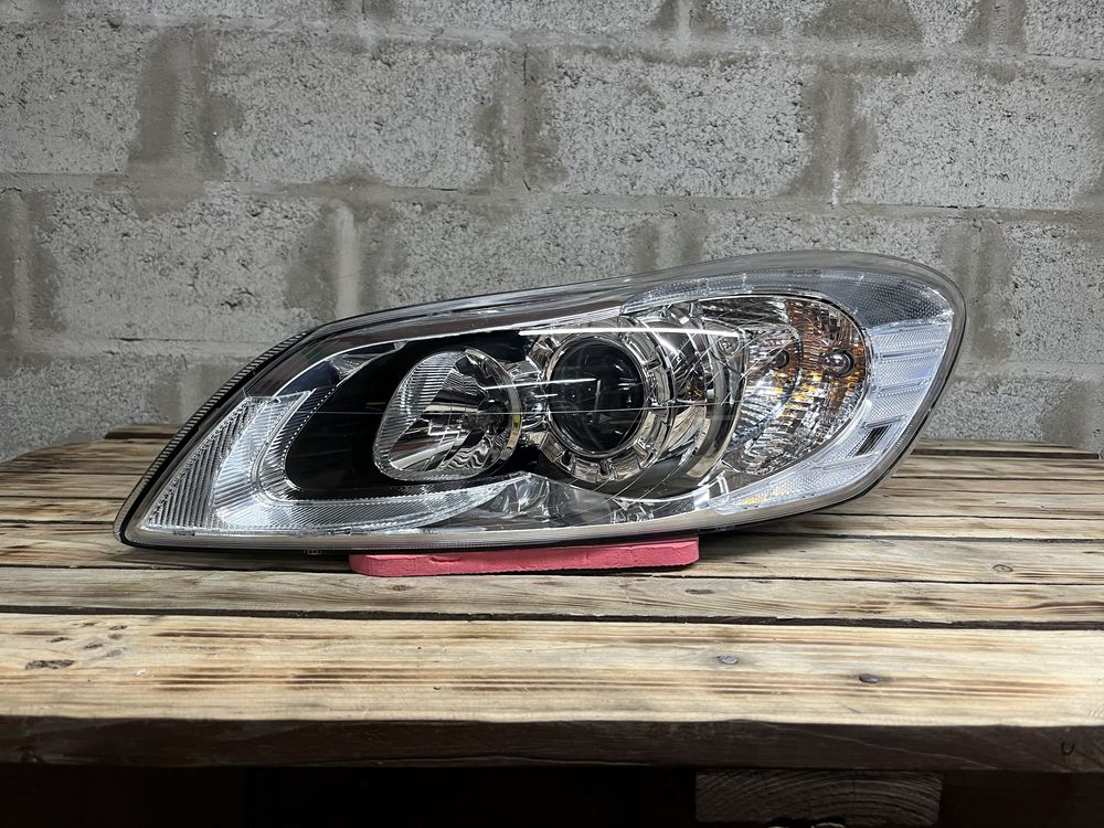 Фара Volvo C30 рестайл 710301255201