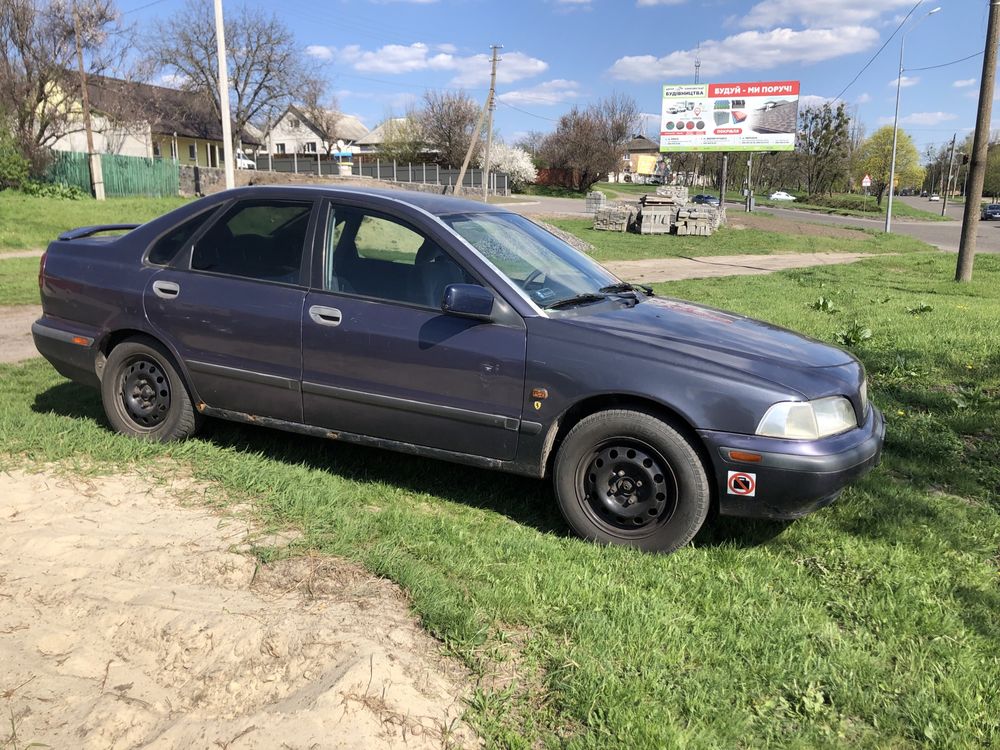 Продам Volvo S40 2.0 газ бензин