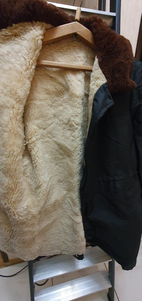 Продам чоловіче зимове пальто на натуральному хутрі