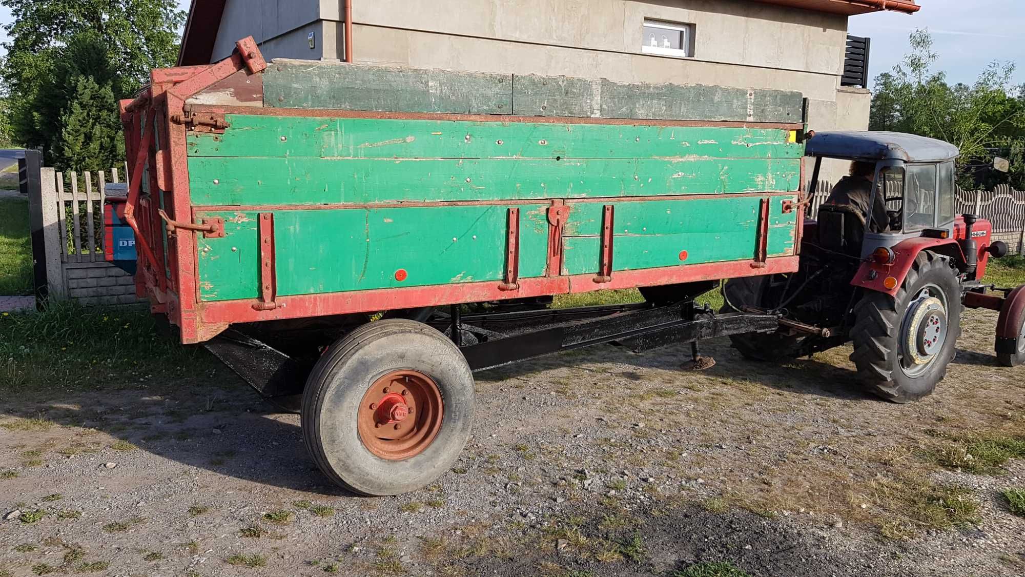 Przyczepa wywrotka 4 tonowa. 1 oś. transport