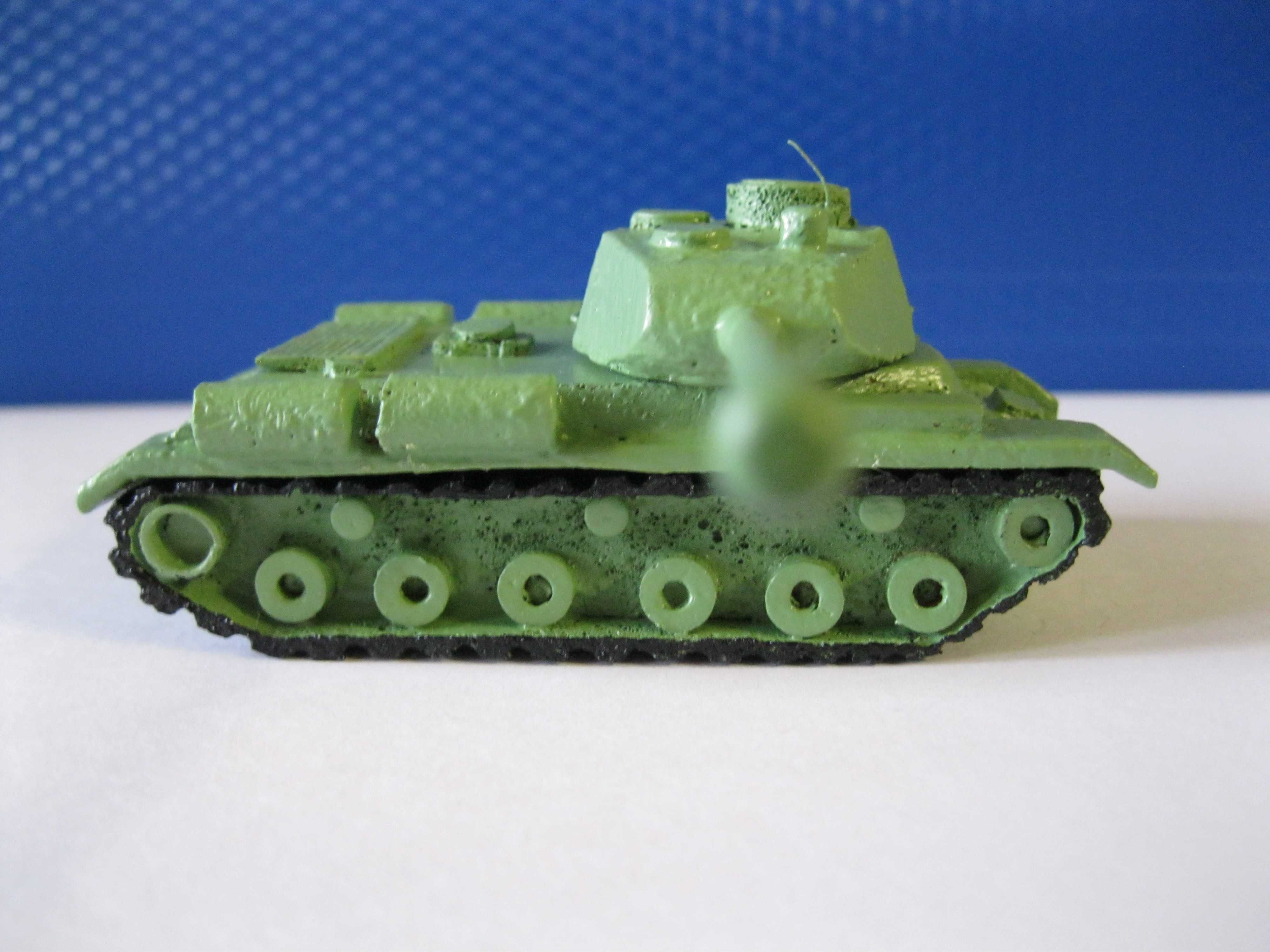 Танк ИС-2 СССР 1:72 (ориентировочно)