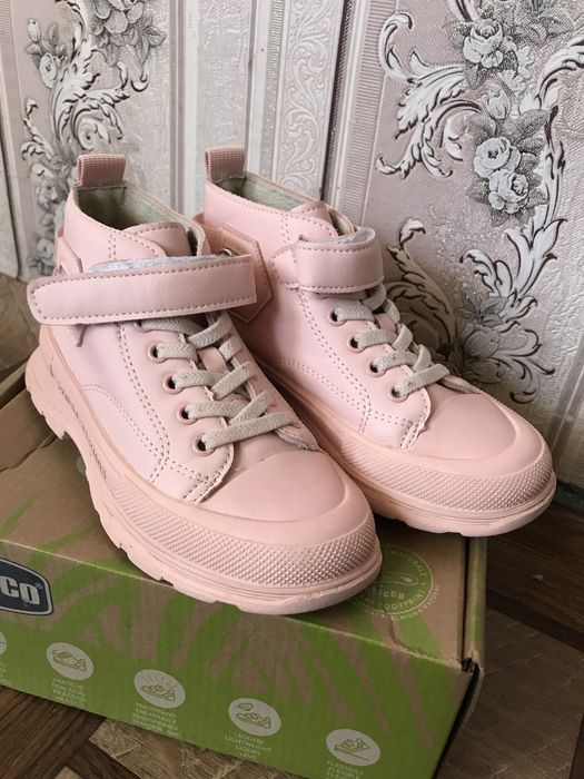 Сучасні демісезонні черевики 30 розмір