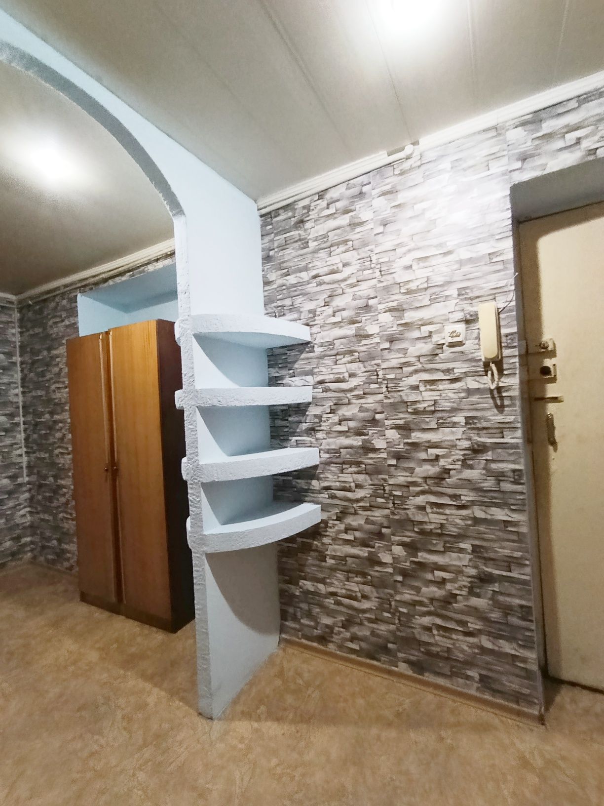 1 квартира по вул Криворізька