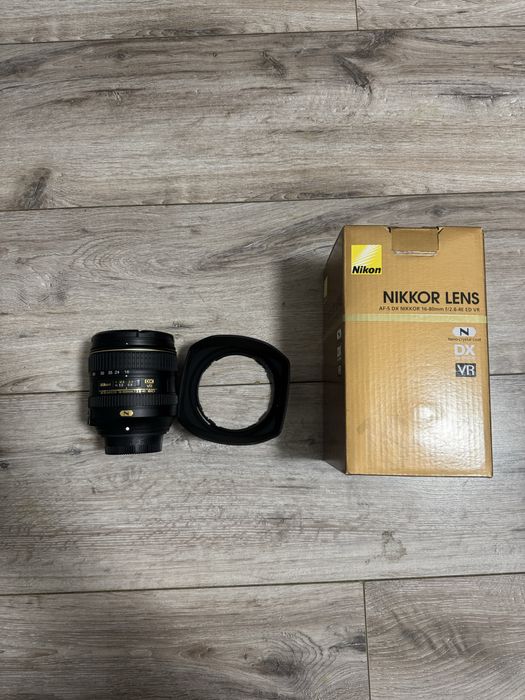 Объектив Nikon f16-80 2.8-4e ED VR