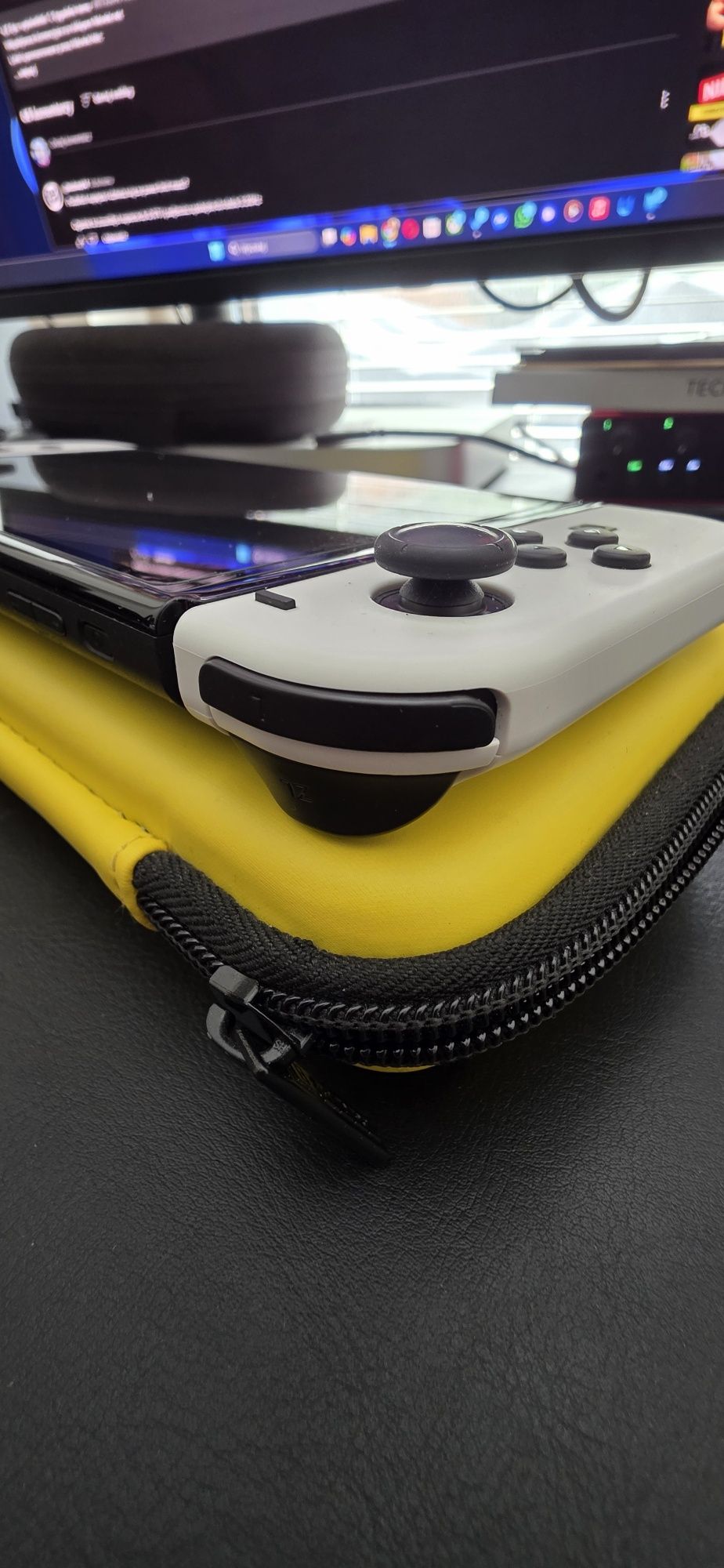 Nintendo Switch OLED stan idealny Wrocław