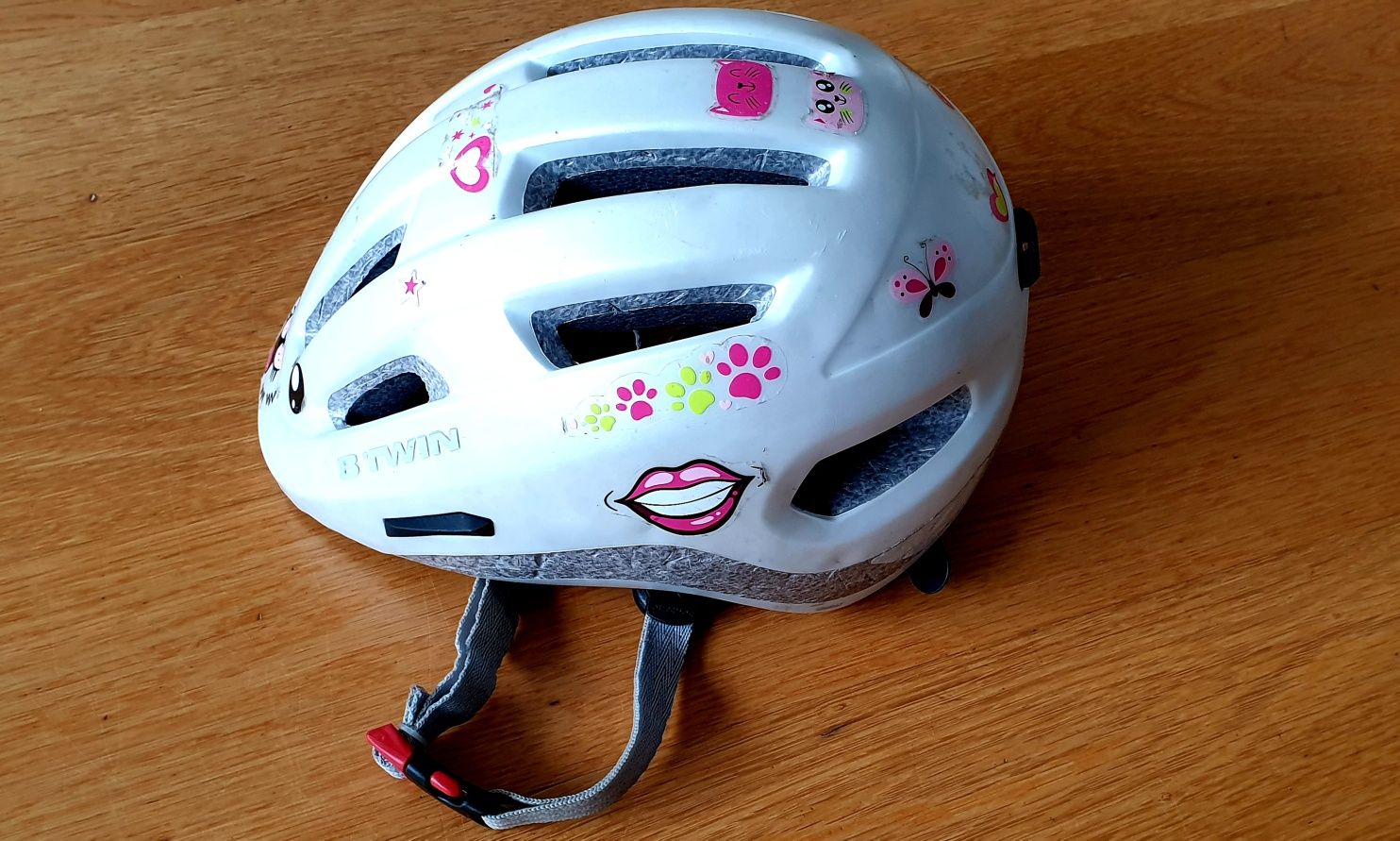 Kask rowerowy Decathlon, rozm 53-58cm