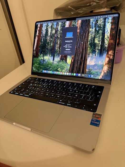 MacBook PRO 14’ 2021 16GB RAM 512 SSD