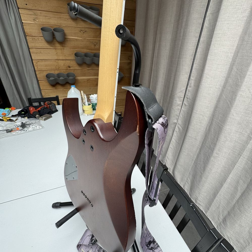 Gitara elektryczna