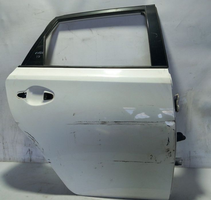 Porta trás direita TOYOTA Auris Touring Sports (_E18_)