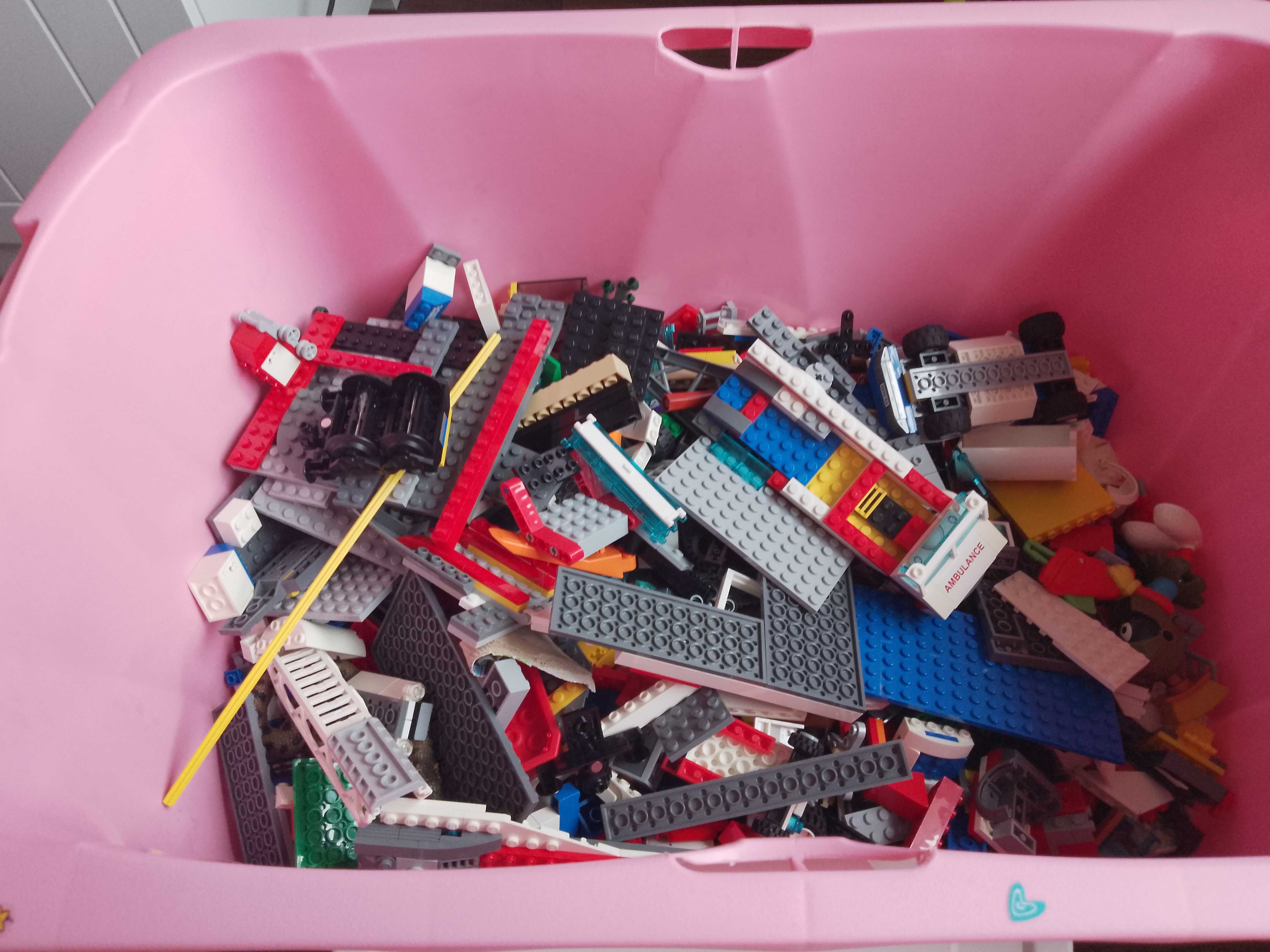 Klocki LEGO rózne zestawy