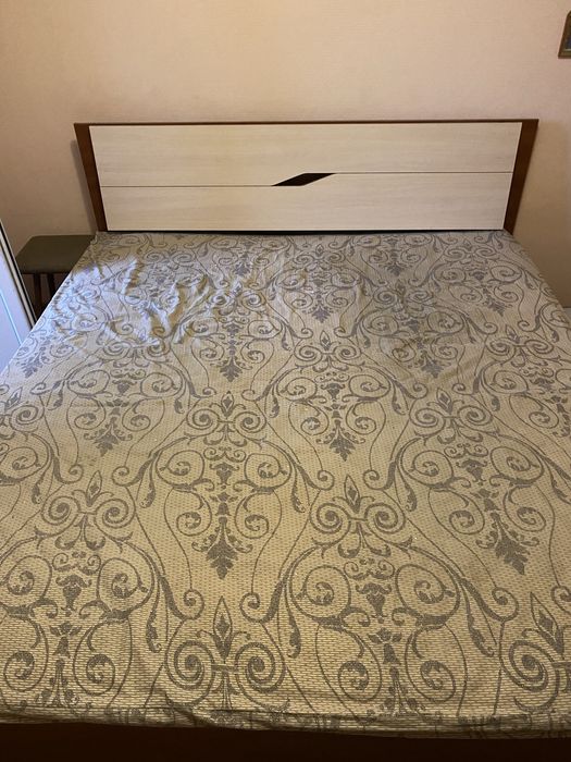 Продам кровать (б/у)