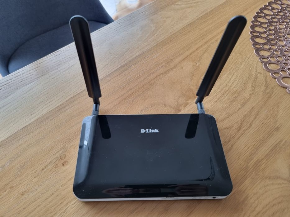 Router d-link dwr-921 sim