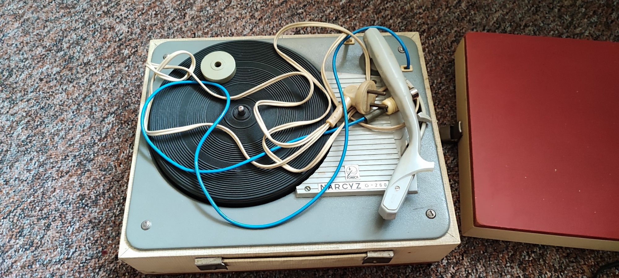 Adapter/gramofon z lat 70
