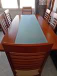 Recheio de sala, mesa grande com cadeiras incluídas