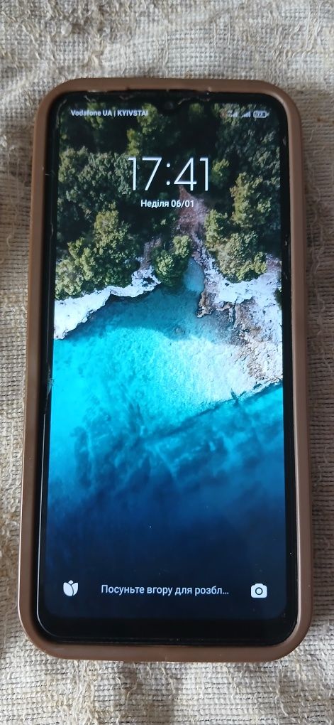 Продам Redmi 9с .