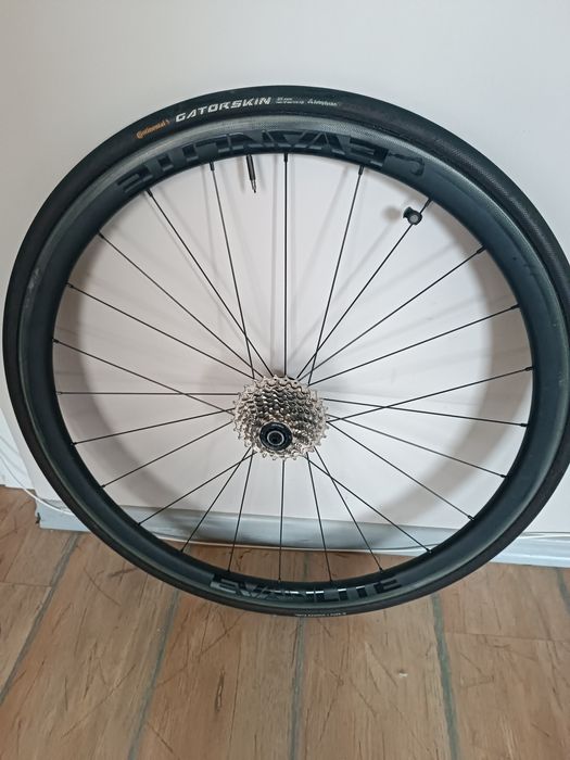 Sprzedam tyle koło evenlite karbonowe