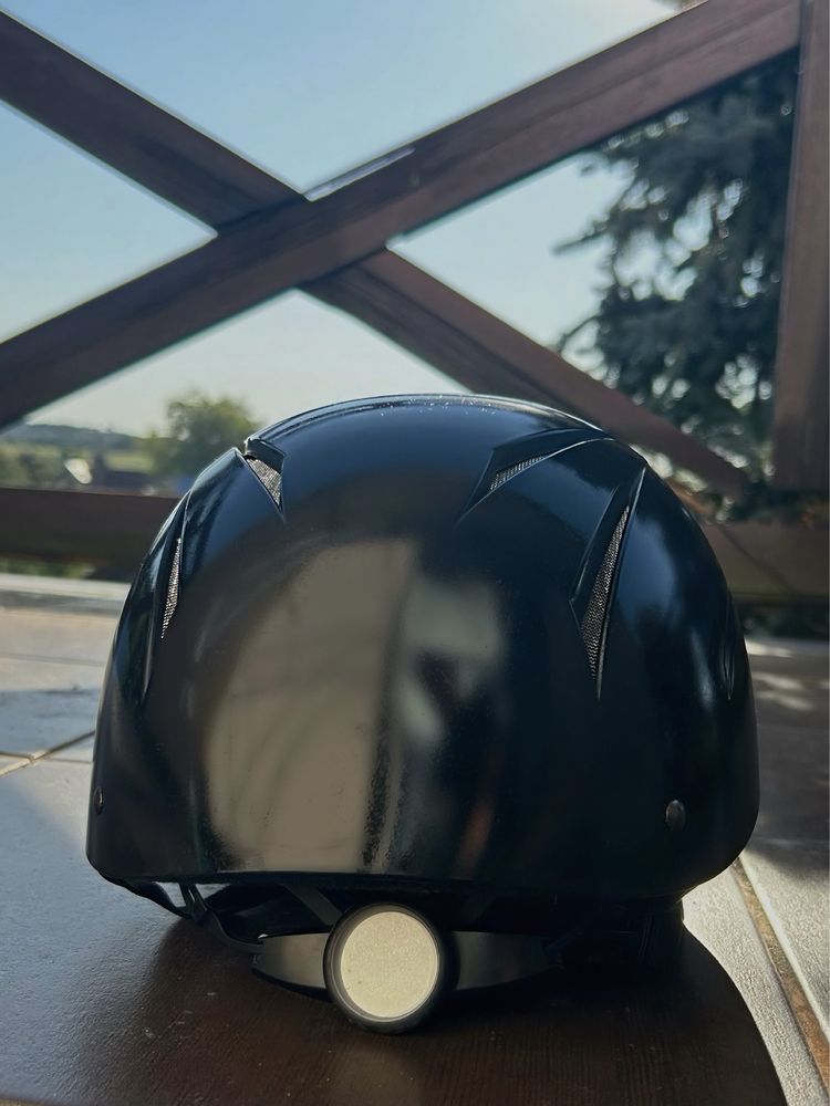 kask jeździecki