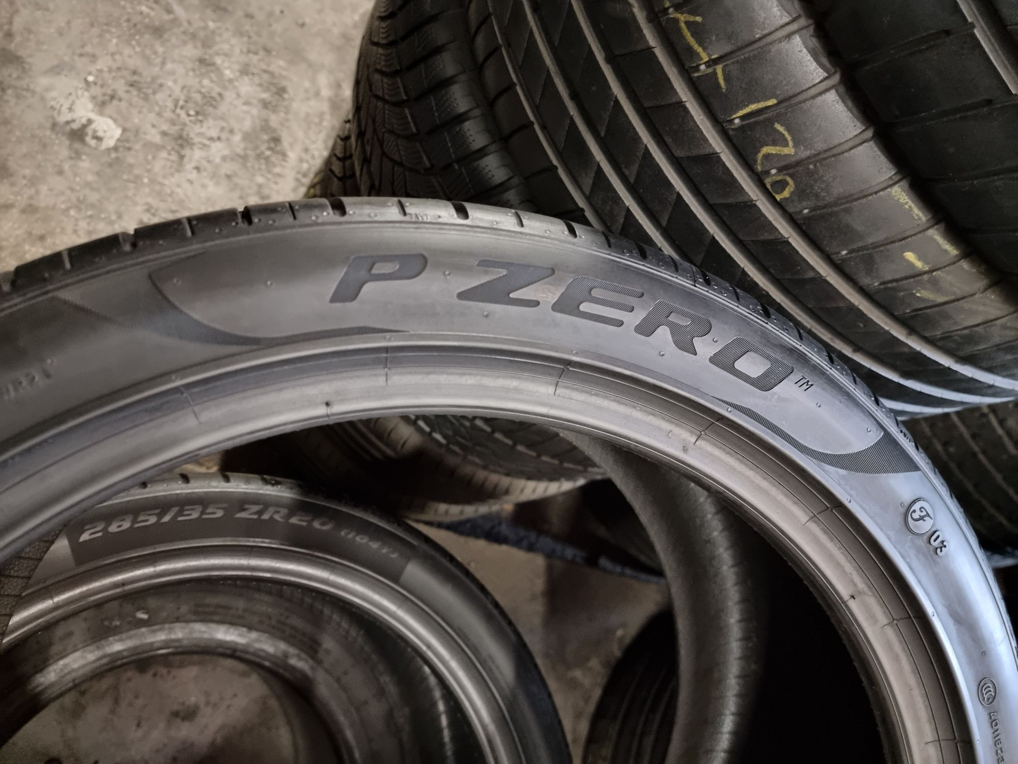 Шини літні 285х35хR20 Pirelli PZero 2 ШТ 95% Протектор 2021р