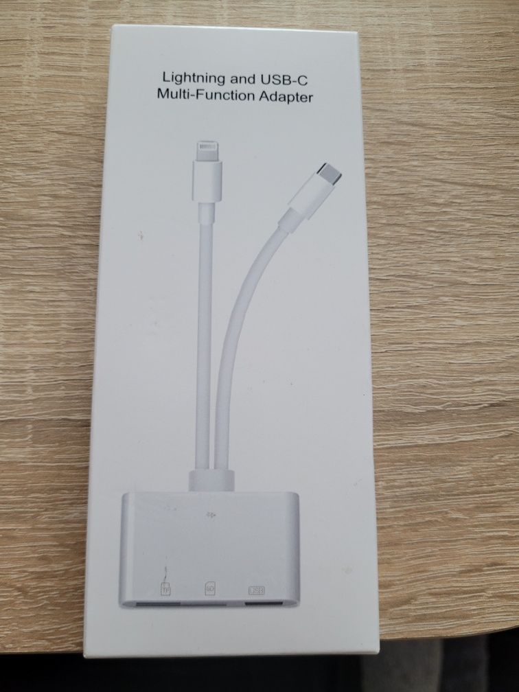 Przejściówka adapter wielofunkcyjny lightning USB C