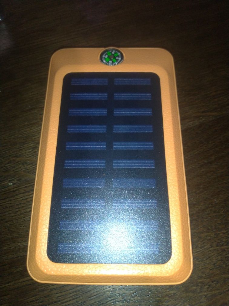 Power bank новий із сонячною панель