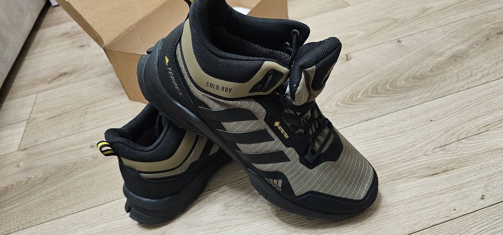 Термокросівки Adidas Terrex