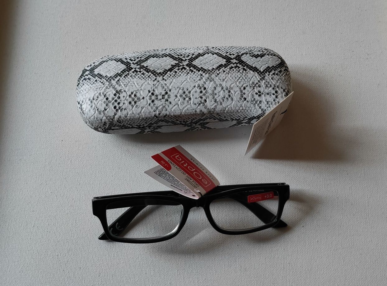 Nowe Etui + Okulary do czytania + 3.0