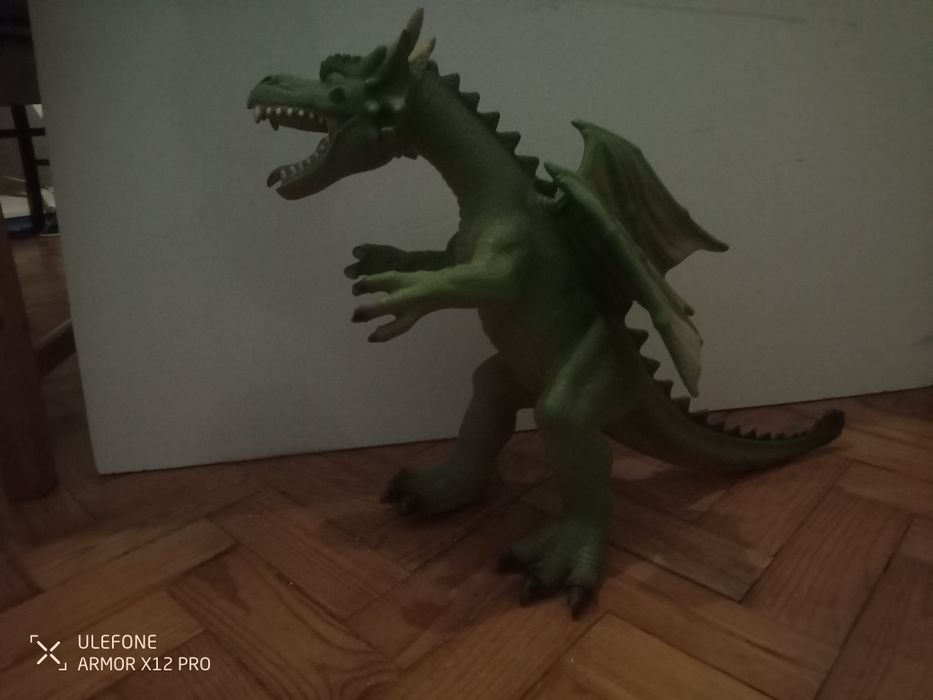 Dinossauros brinquedos