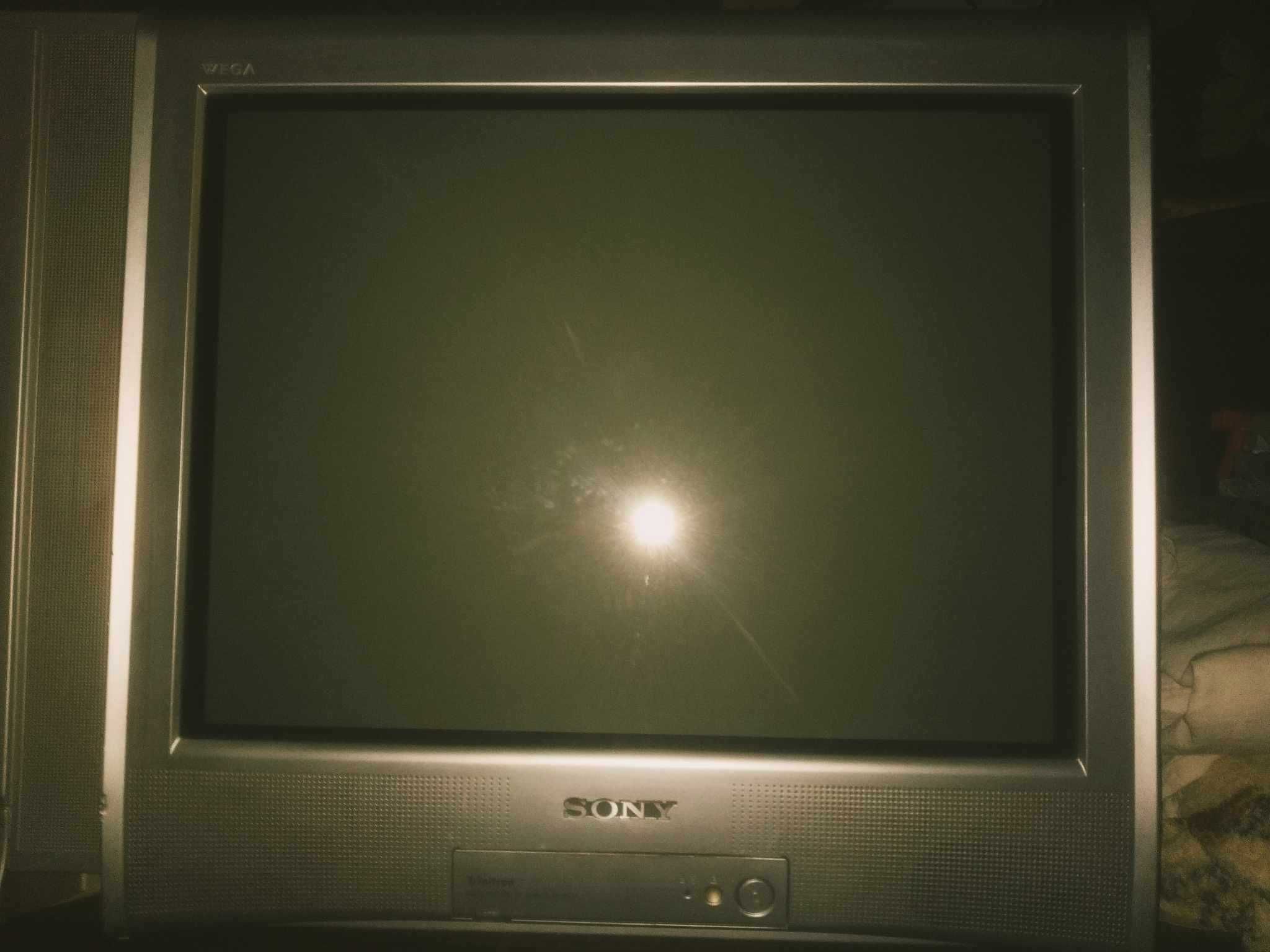 Телевизор SONY Trinitron Wega KV BZ21M81