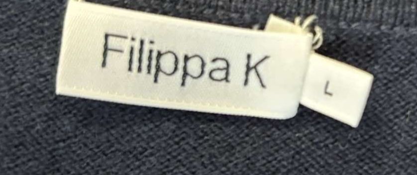 Filippa K sweter damski L wełna 
50%wełna 
Rozmiar L 
kolor:granatowy