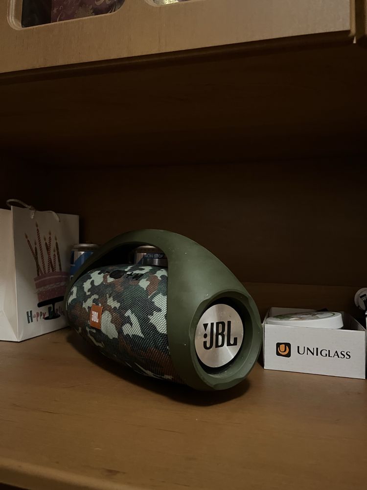 колонка JBL б/у в хорошому стані