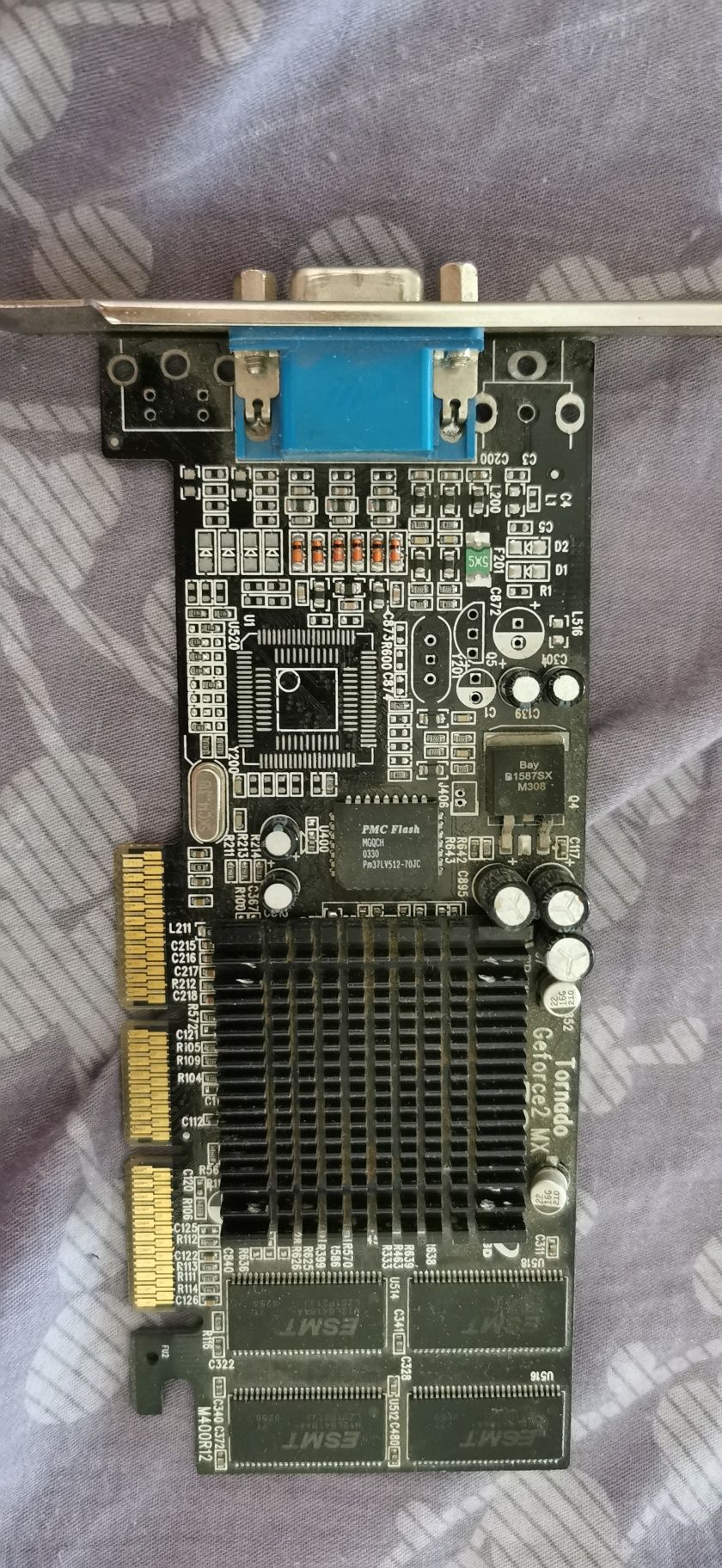 Видеокарта AGP Radeon 9200 SE