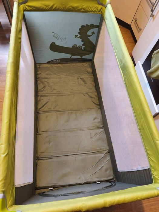 Łóżeczko turystyczne