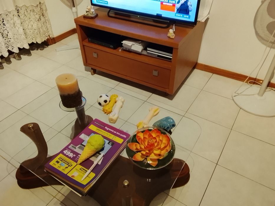 Mesa de TV e mesa de centro