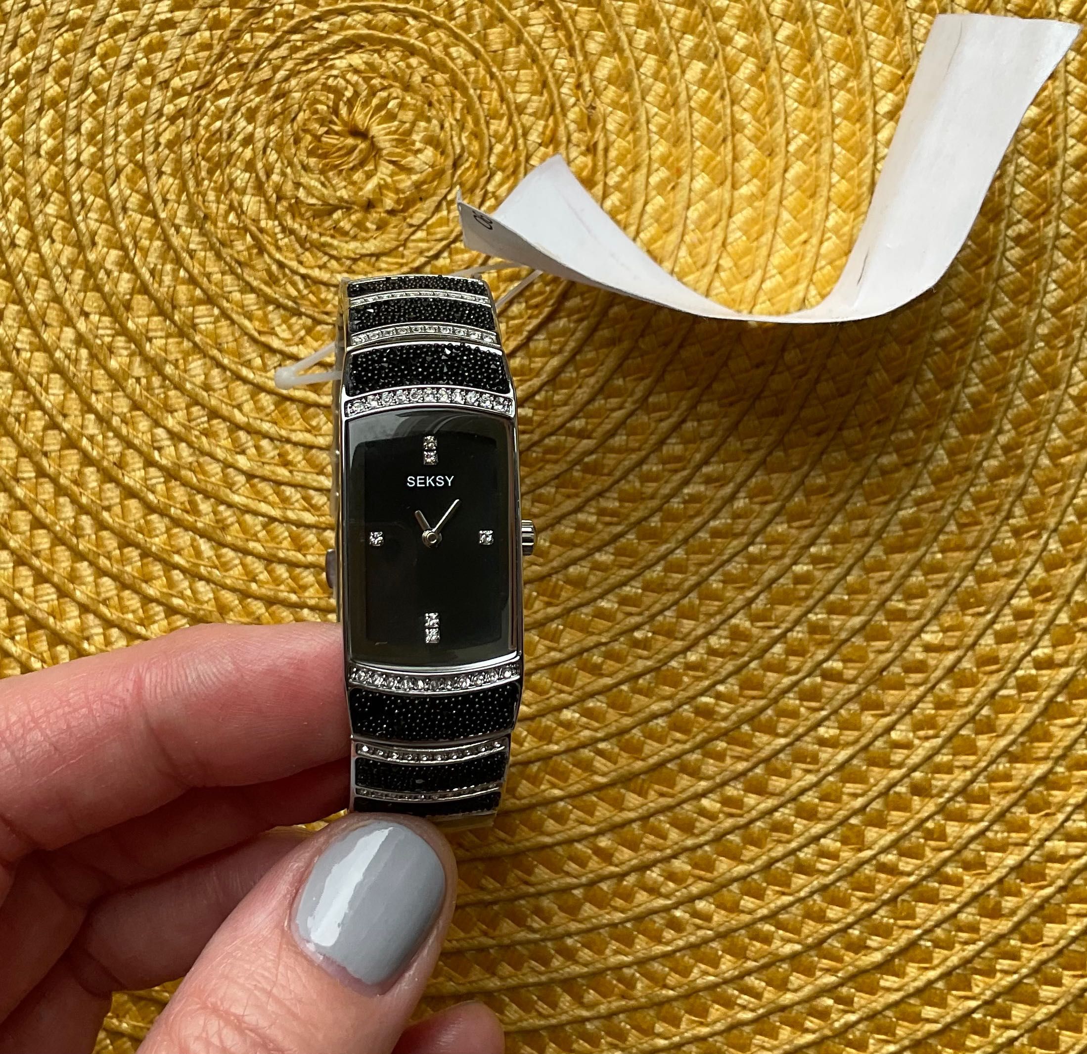 Жіночий наручний годинник Sexy з кристалами Swarowski